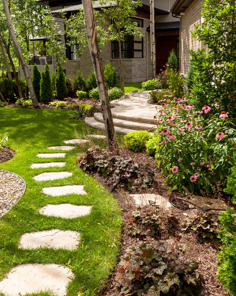 Perfecting Your Garden with Beautiful Pavers