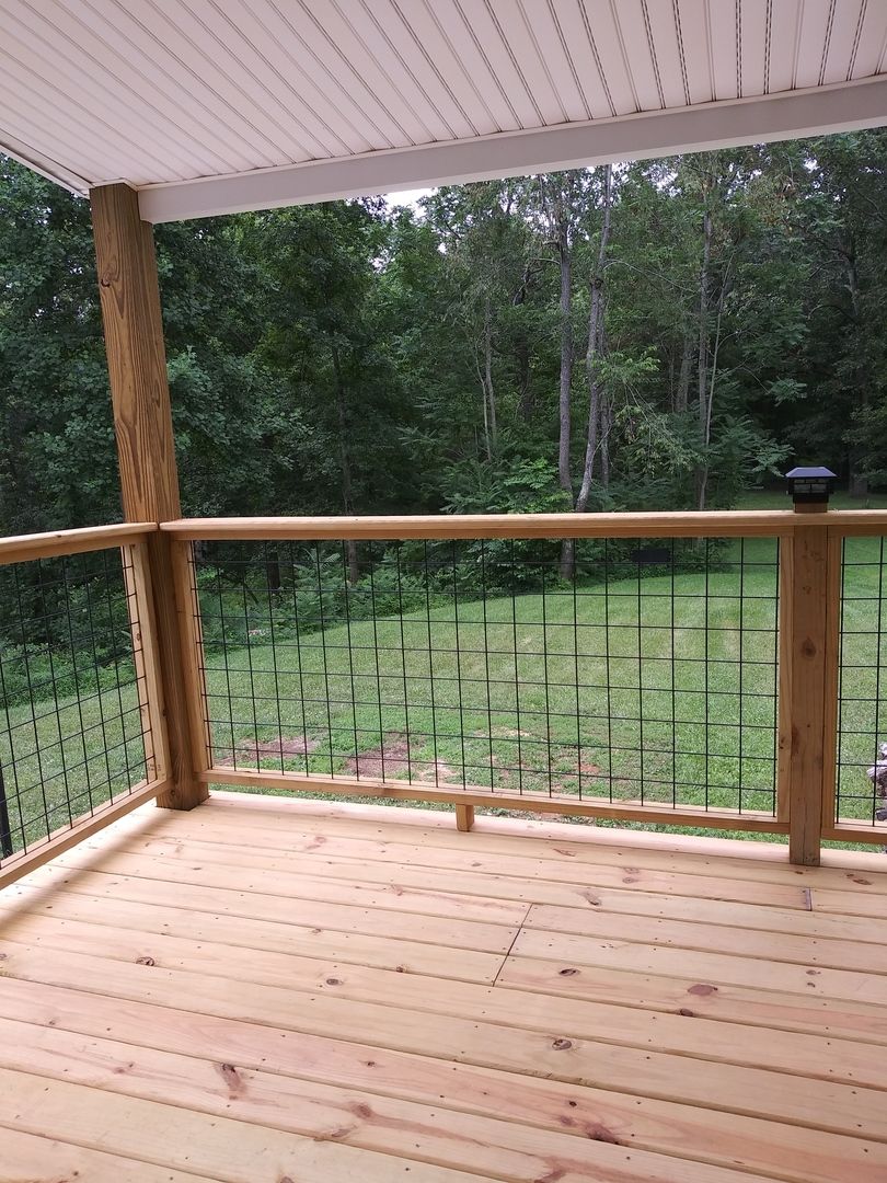 Protective barriers for outdoor spaces: the essential guide to porch railing
