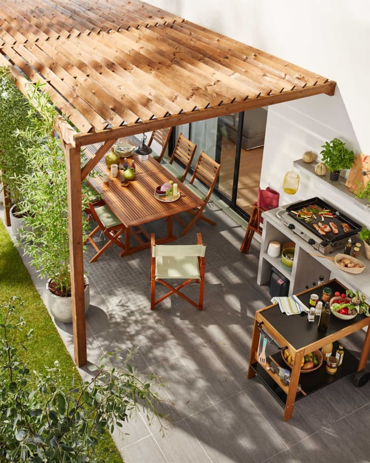 Stylish Ways to Enhance Your Backyard with a Pergola