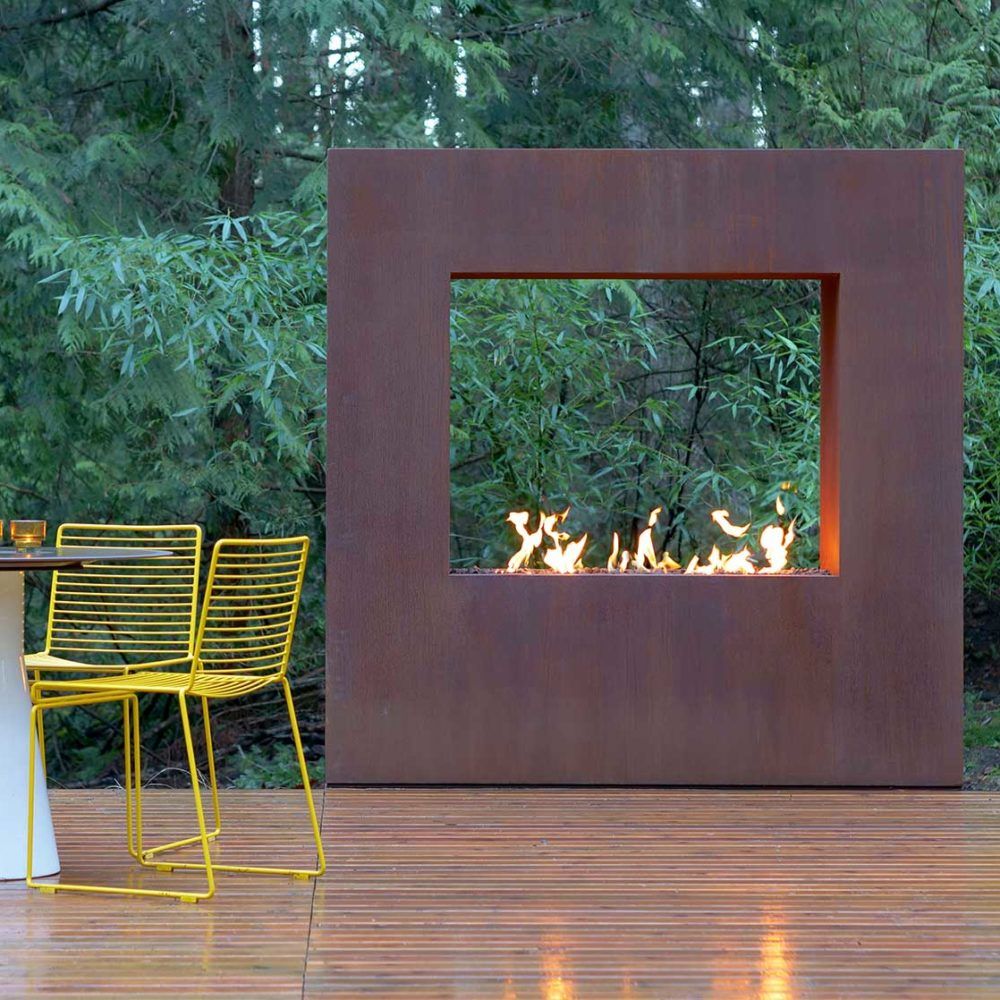 The Allure of Outdoor Fireplaces: A Timeless Addition to Your Outdoor Living Space