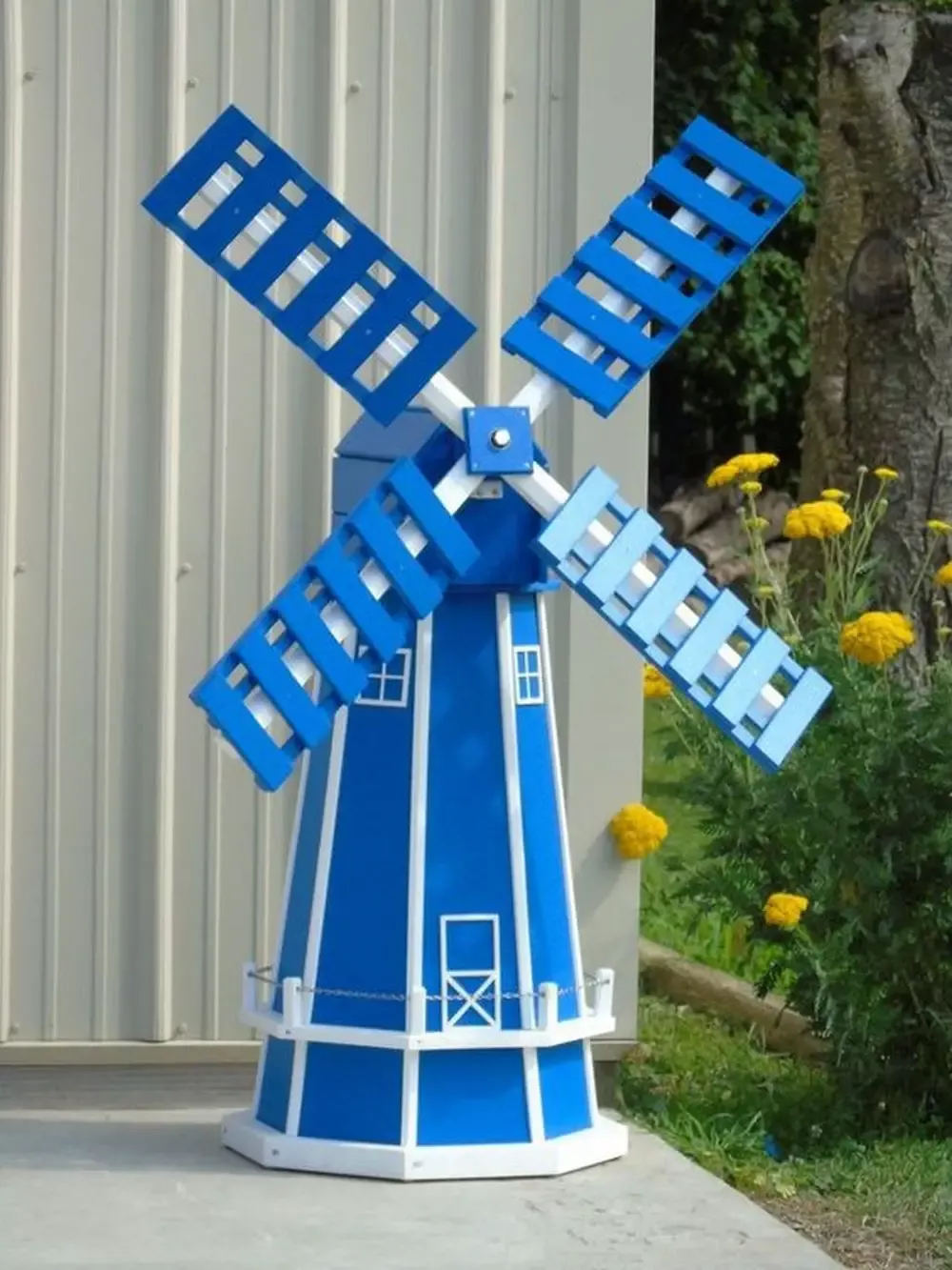 The Beauty and Functionality of Garden Windmills
