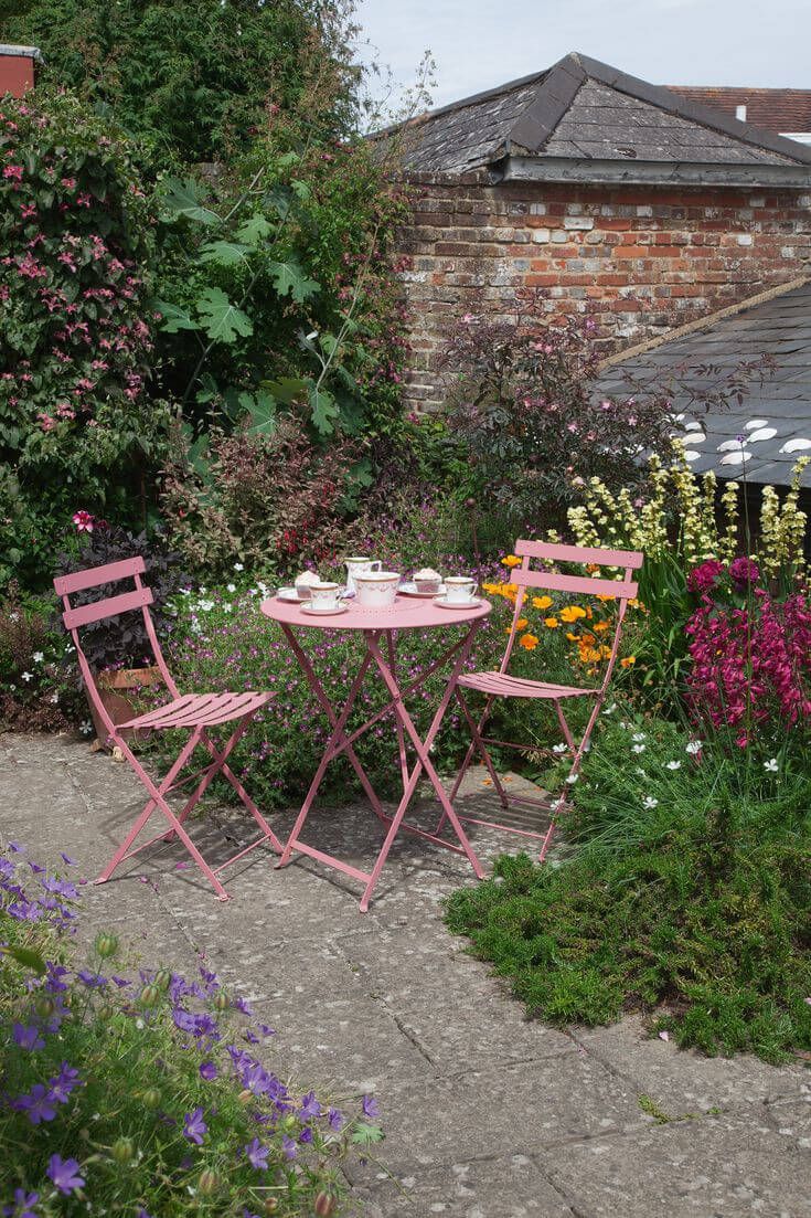 The Beauty of Garden Bistro Sets: Enhancing Your Outdoor Space