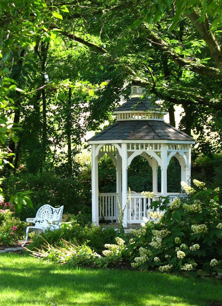 The Beauty of Garden Gazebos: An Oasis of Relaxation and Elegance