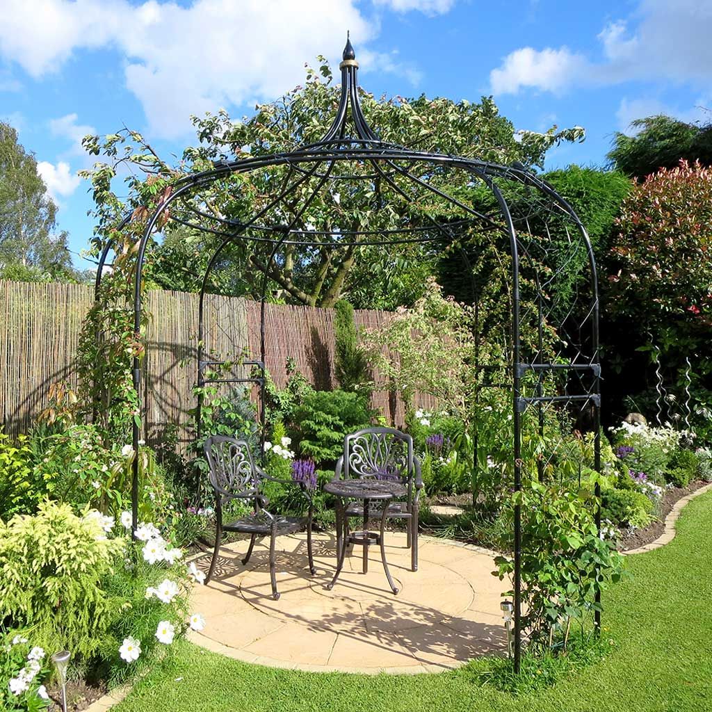 The Beauty of Garden Gazebos: Enhancing Your Outdoor Space