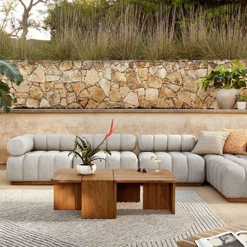 The Beauty of Outdoor Sectionals: Creating a Cozy Oasis in Your Backyard