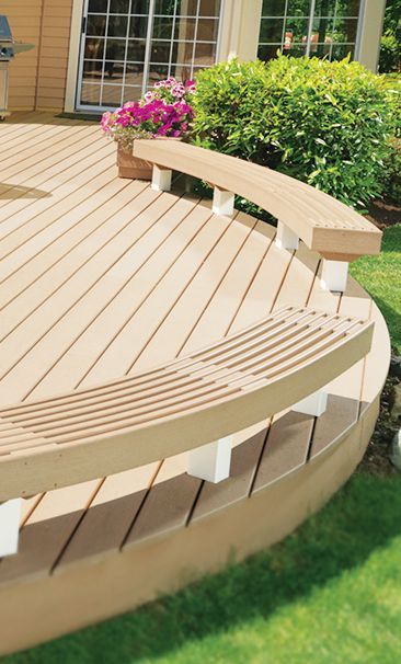 The Benefits of Composite Decking: A Durable and Low-Maintenance Option