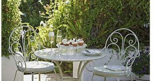 garden bistro sets