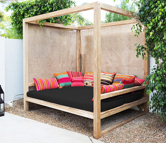 The Comfort and Relaxation of Outdoor Daybeds