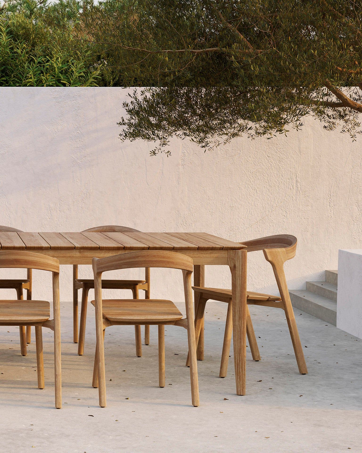 The Durable Beauty of Teak Outdoor Furniture