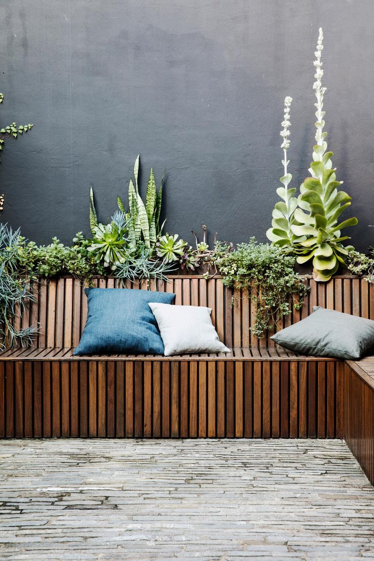 The Ultimate Garden Planter Bench: A Perfect Blend of Functionality and Style