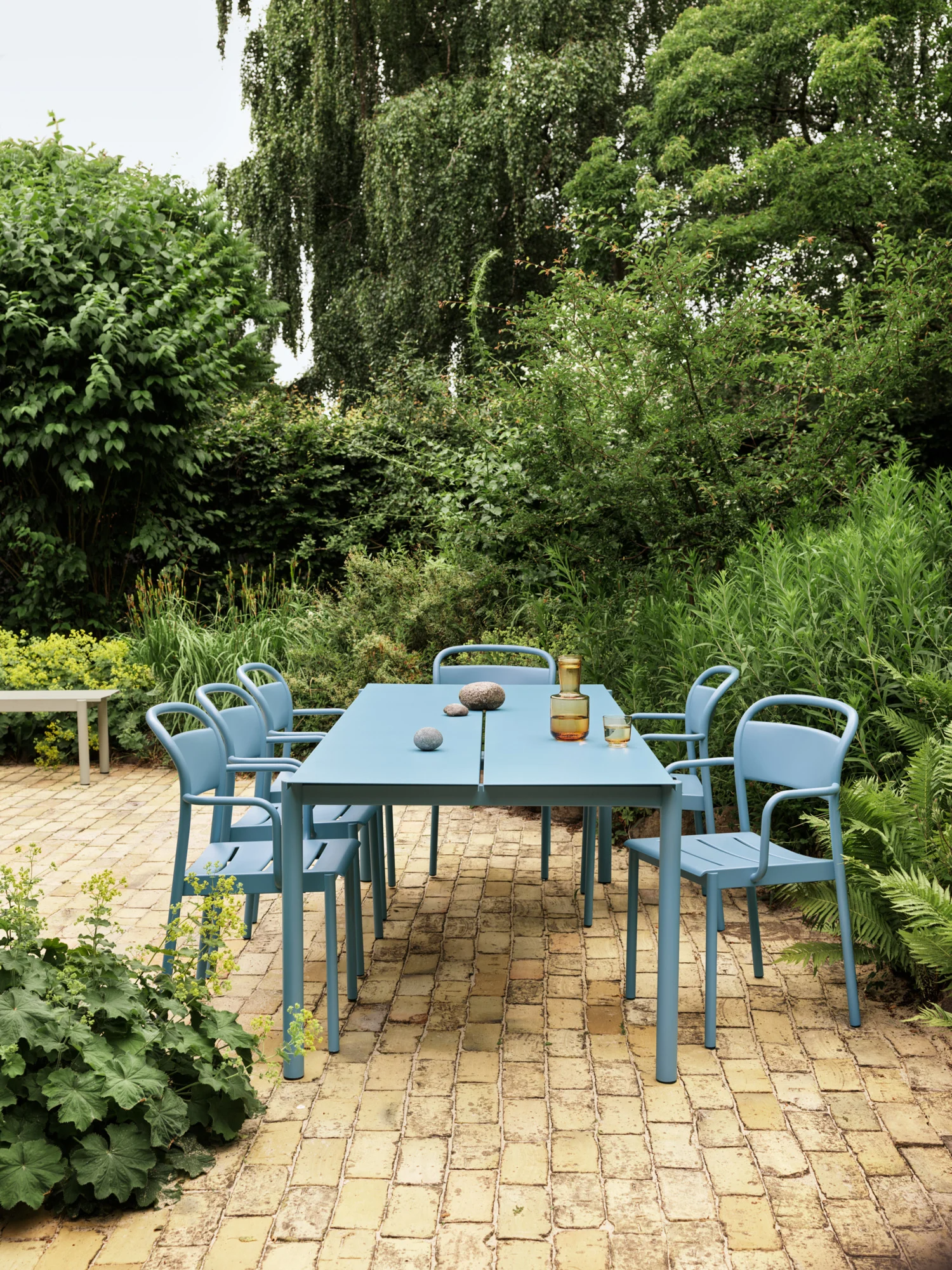 The Ultimate Guide to Choosing the Perfect Patio Dining Table