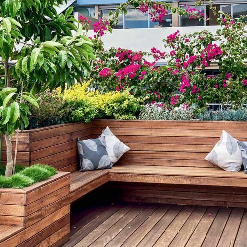 The Ultimate Guide to Creating a Garden Planter Seat for Your Outdoor Oasis
