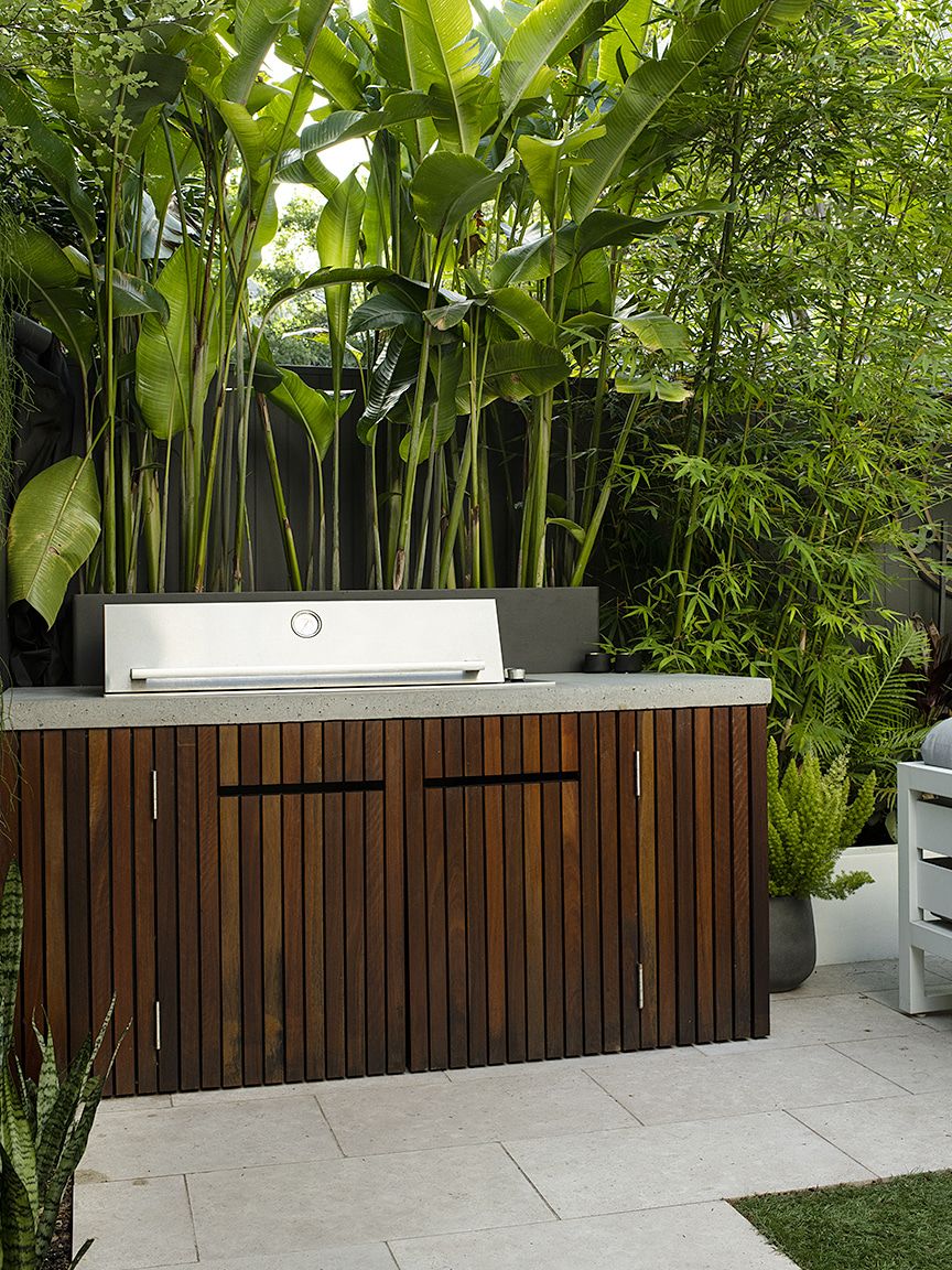 The Ultimate Guide to Outdoor Cabinets: A Functional and Stylish Storage Solution