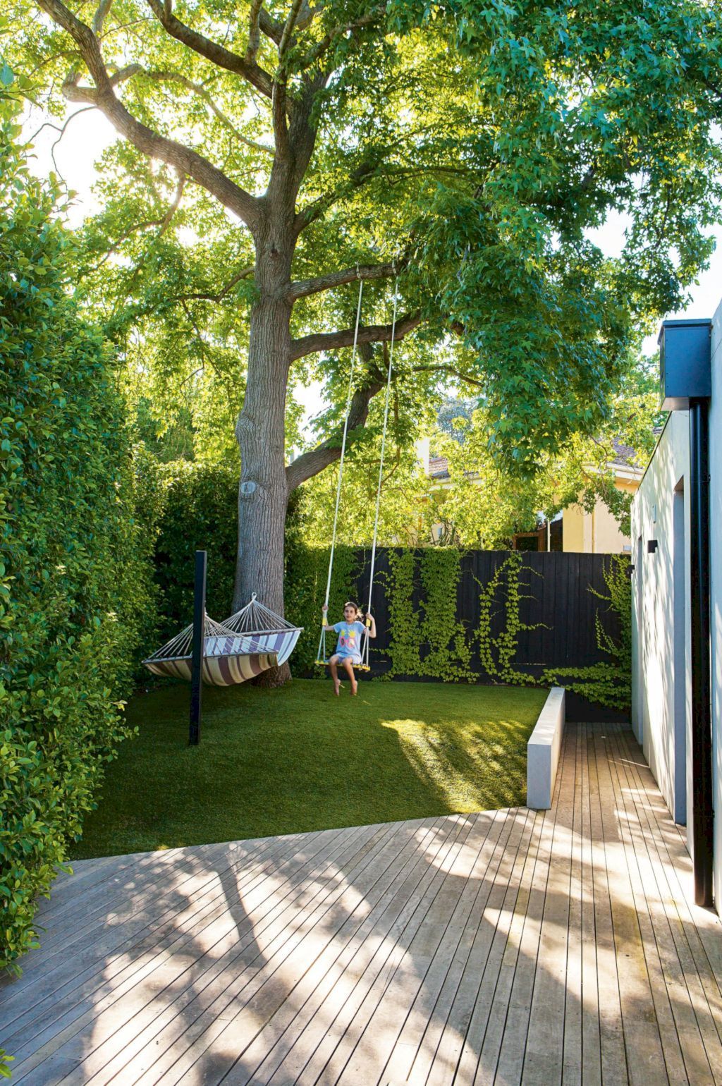 Transforming Your Backyard with Stunning Landscaping Ideas