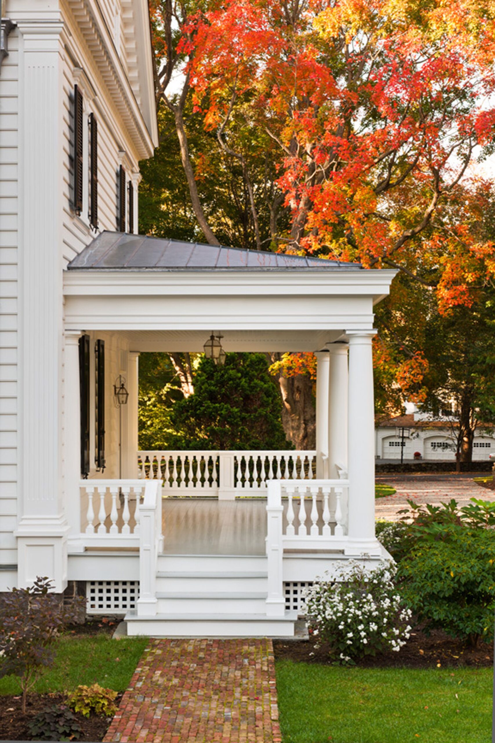 Transforming Your Front Porch into a Cozy Retreat: Creative Ideas to Cover Your Outdoor Space