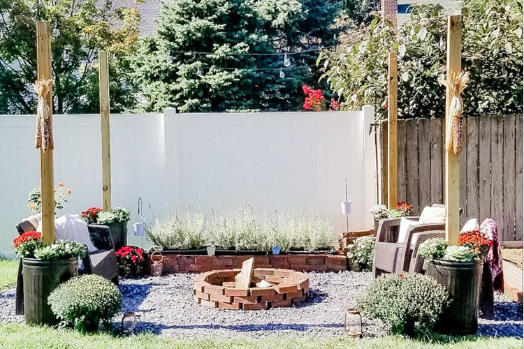 6 Budget-Friendly DIY Ideas for Your Backyard | Wayfa