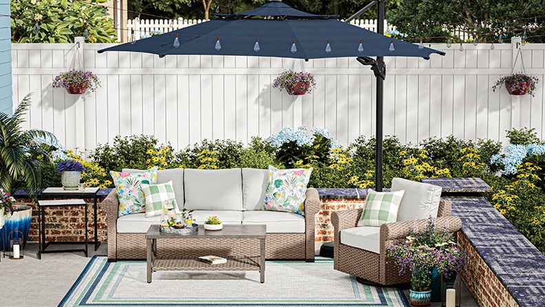 8 Stylish Shade Ideas for Your Backyard | Lowe