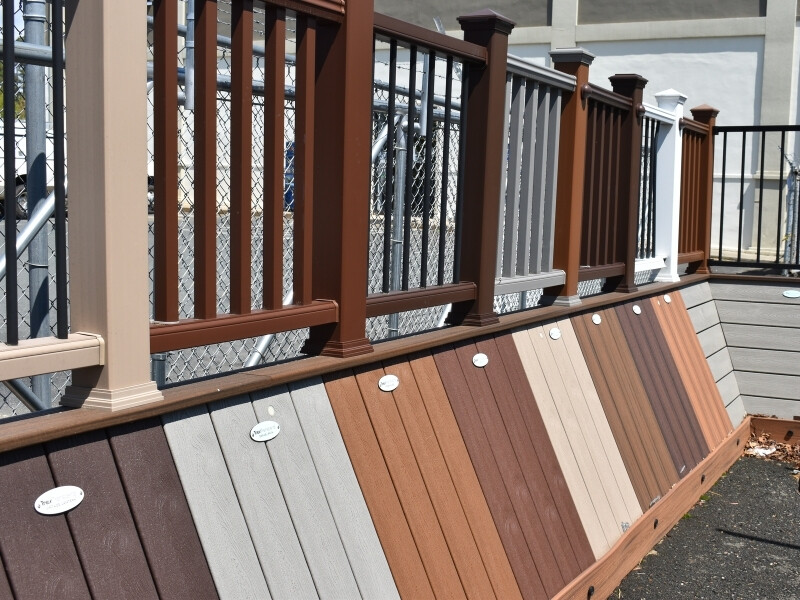 The Advantages of Composite Decking: A Durable and Stylish Option for Your Outdoor Space
