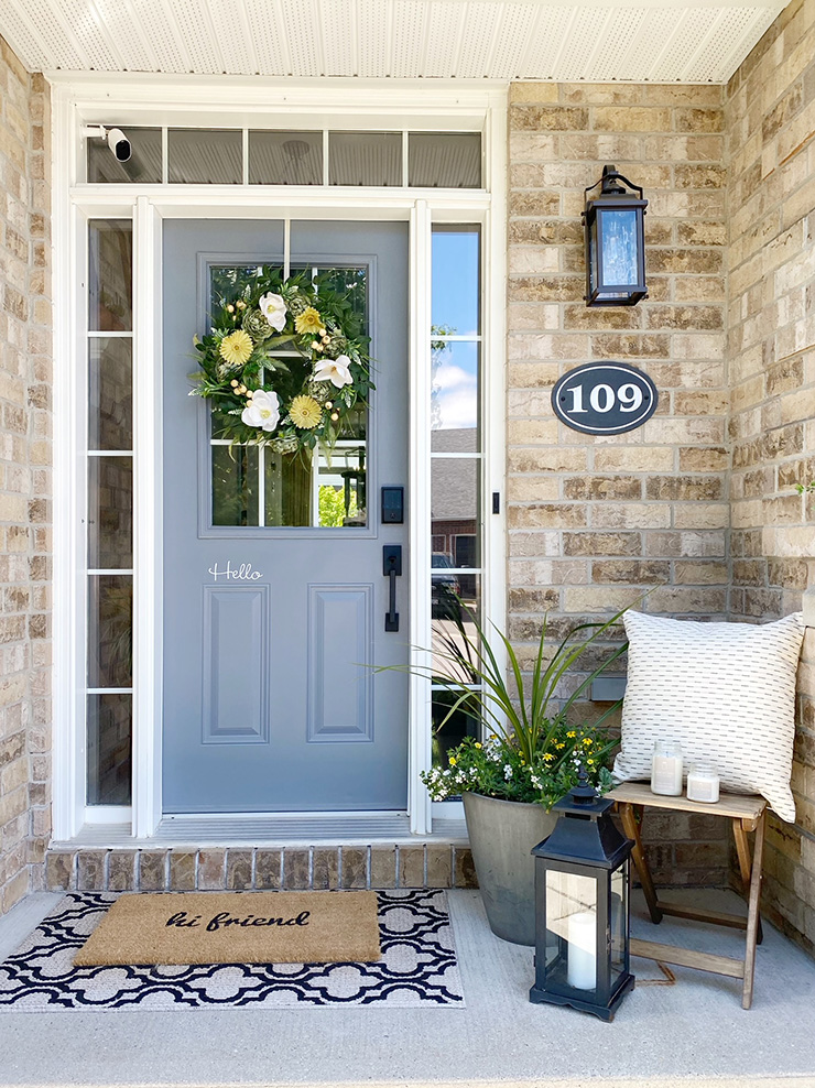 Summer Front Porch Décor For A Small Porch - Willow Bloom Ho