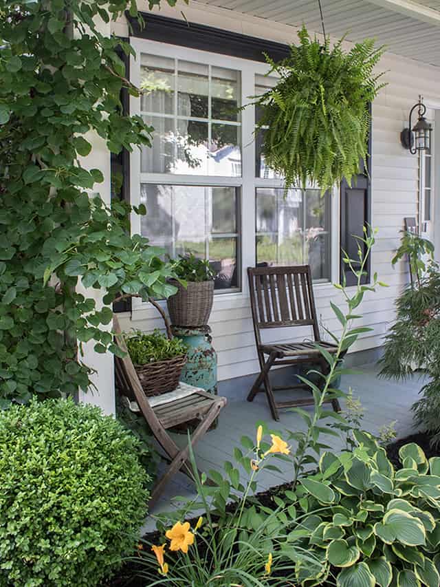 Steal My Small Front Porch Ideas On A Budget - The Honeycomb Ho