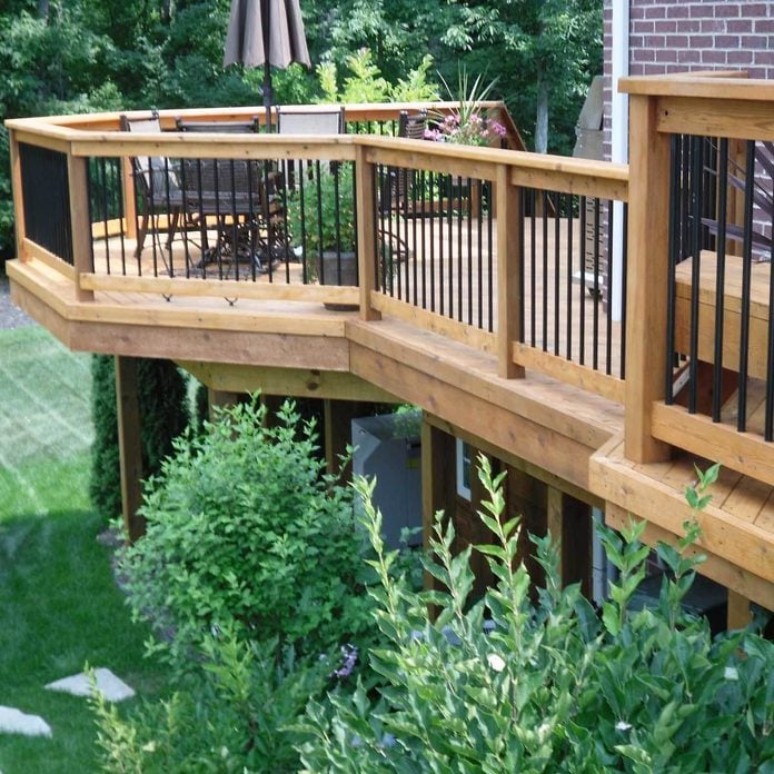 9 Inspiring Deck Ideas for Your Backyard | Family Handym