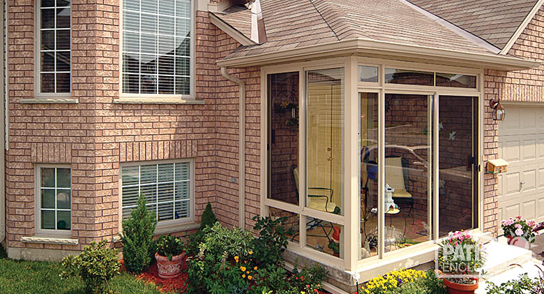 Should You Add an Enclosed Front Porch To Your Hom