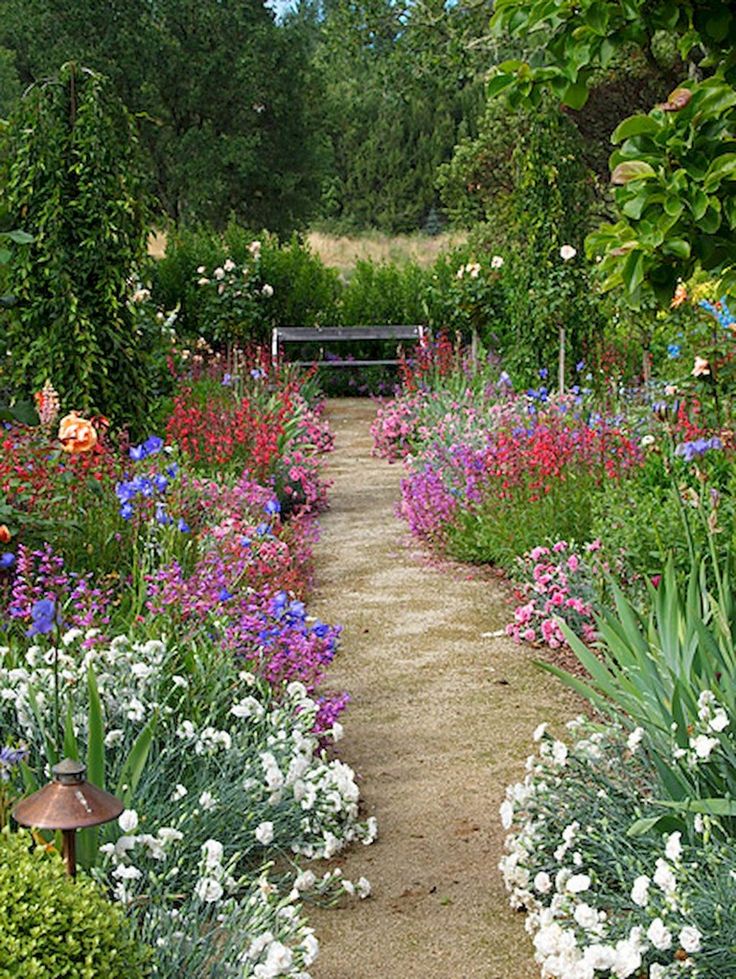 95+ Beautiful Modern English Country Garden Design Ideas | Small .