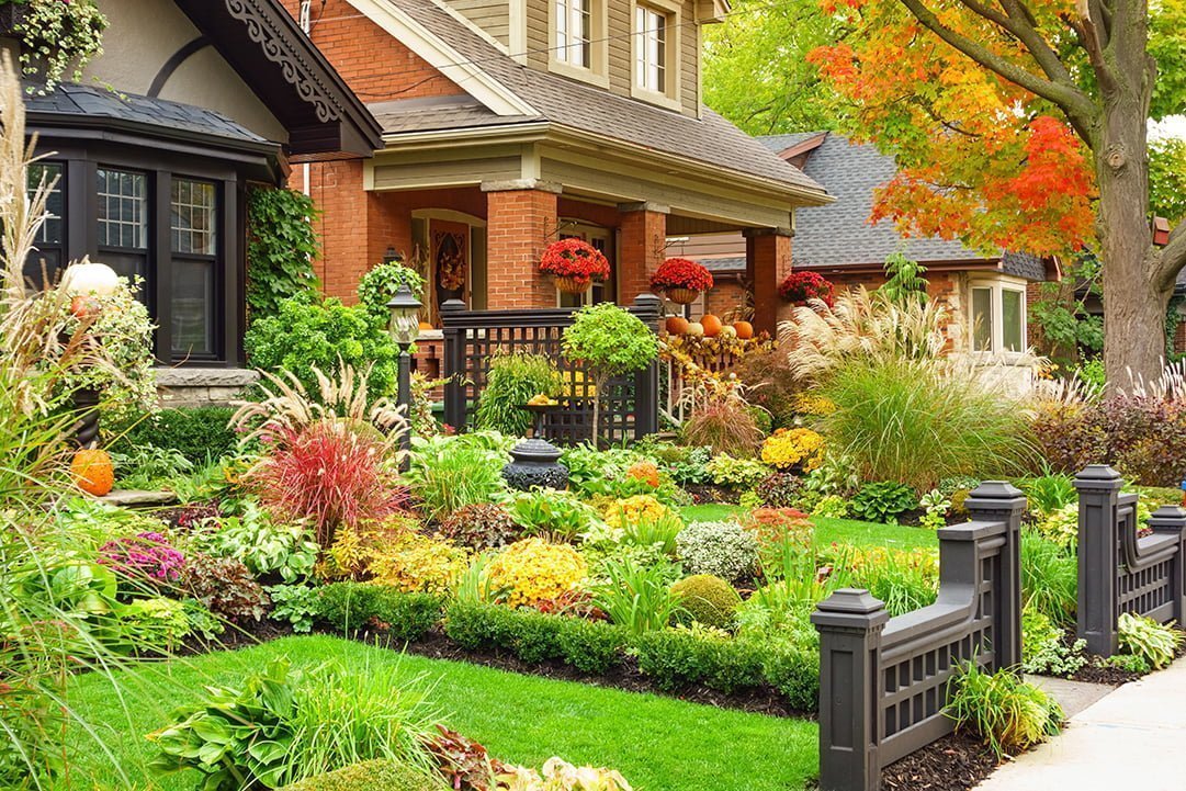 Why Fall Is the Best Time of the Year to Landscape Your Yard .
