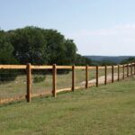 Fence idea | Farm fence, Ranch fencing, Fence desi
