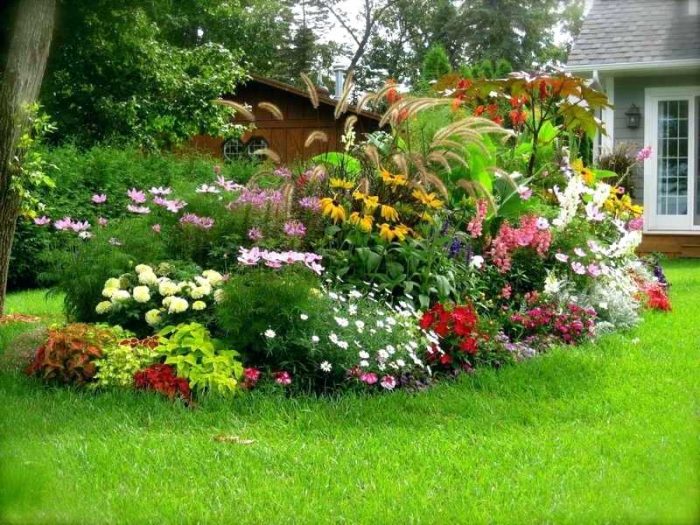 Designing Your Flower Gardens | Thuss Greenhous