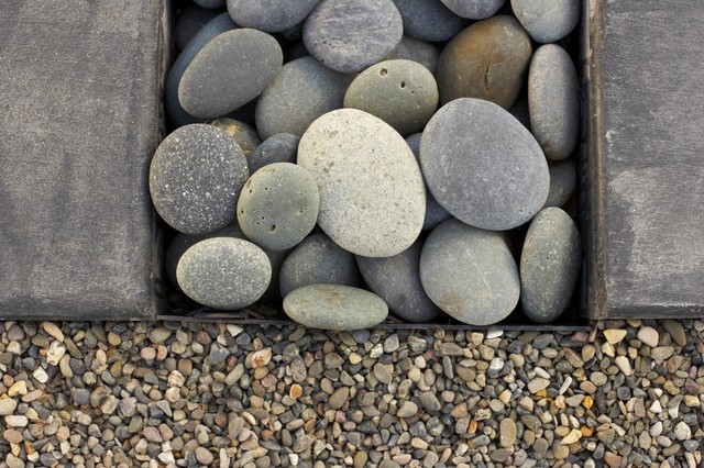The Right Stone for Your Garden Desi