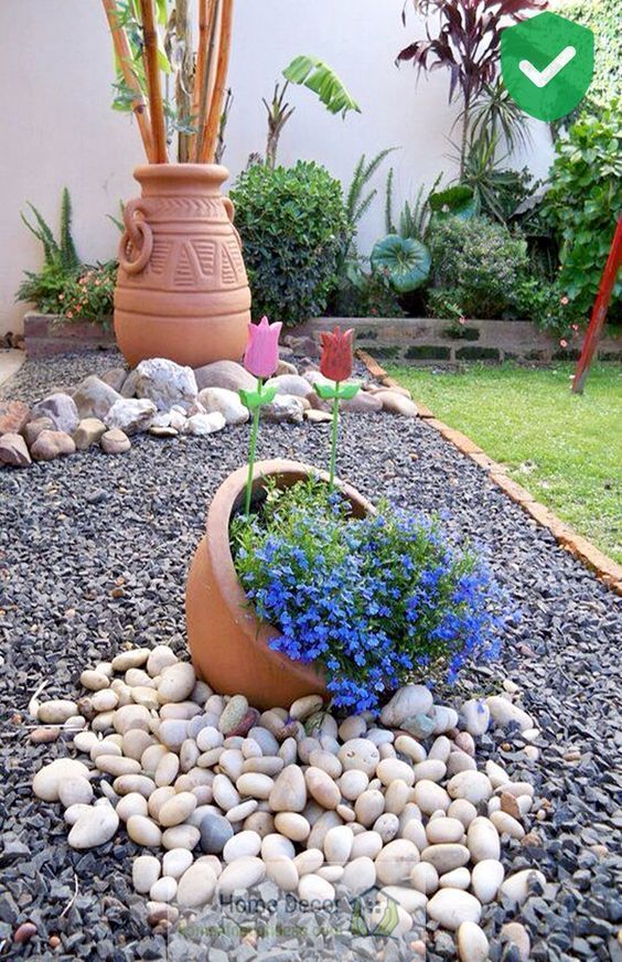 30 Wonderful DIY Stone Flower Bed Ide