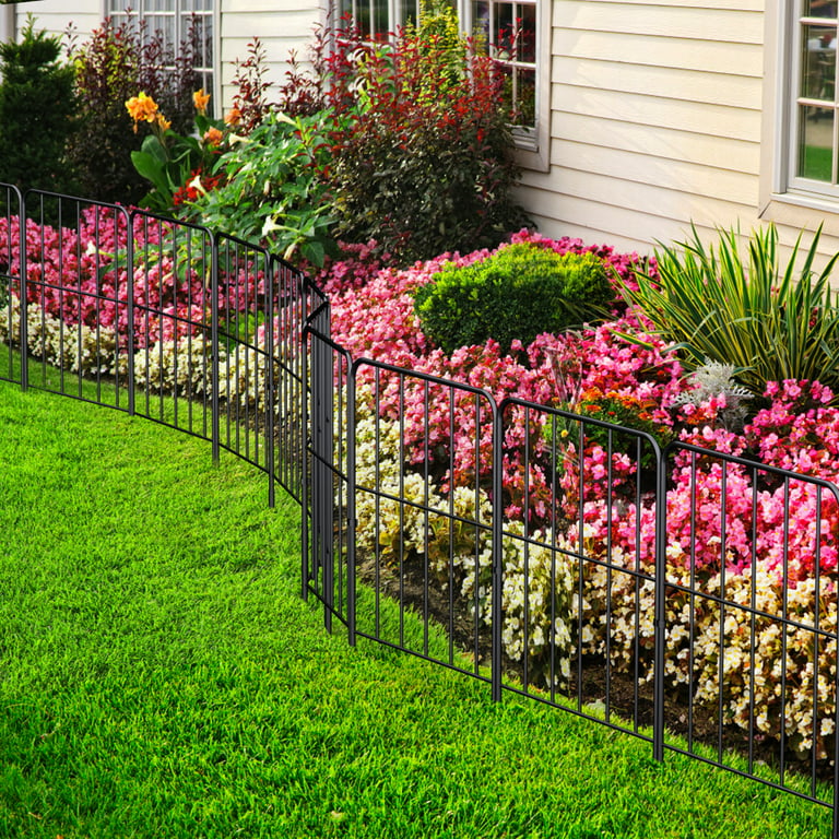 The Beauty and Functionality of Garden Fences