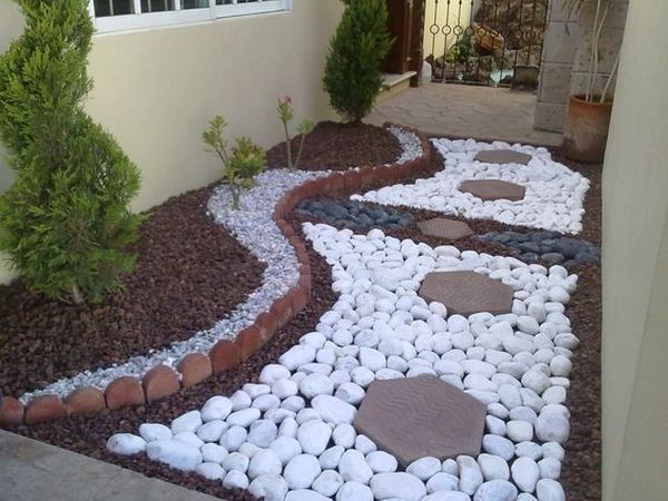 Garden design with decorative stones | My desired home | Small .