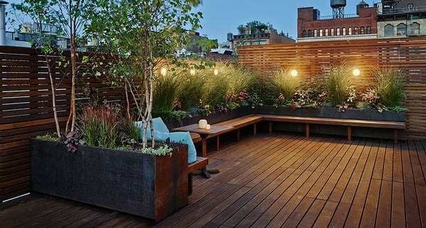 15 Dazzling Hardwood Deck Design Ideas for Gardene