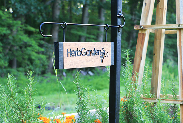 DIY Garden Signs With The Cricut Mak