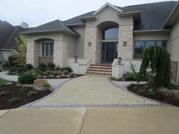 Entryway Landscaping for Northeast Ohio Hom