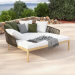 Modern Style PE Rattan Outdoor Daybed with Cushion Pillow in White .