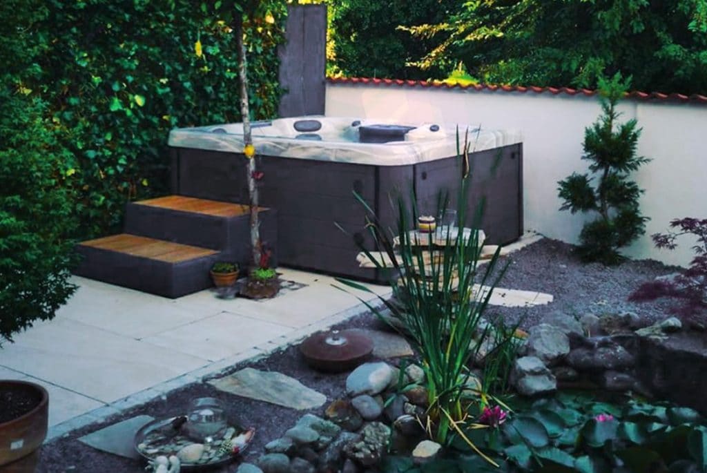 Budget-Friendly Backyard Ideas for Hot Tub Owners - Master Spas Bl
