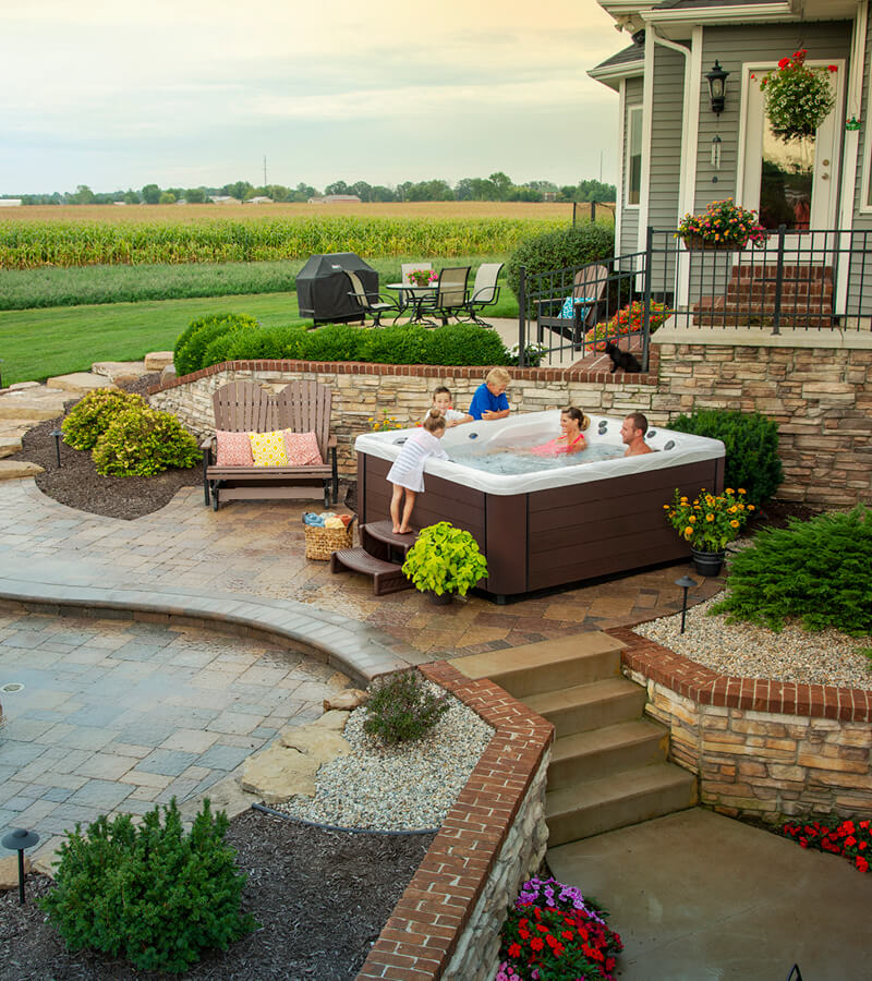 Backyard Ideas for Hot Tubs and Swim Sp