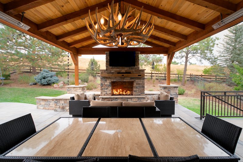 4 Patio Roof Decorations To Transform Your Outdoor Spa