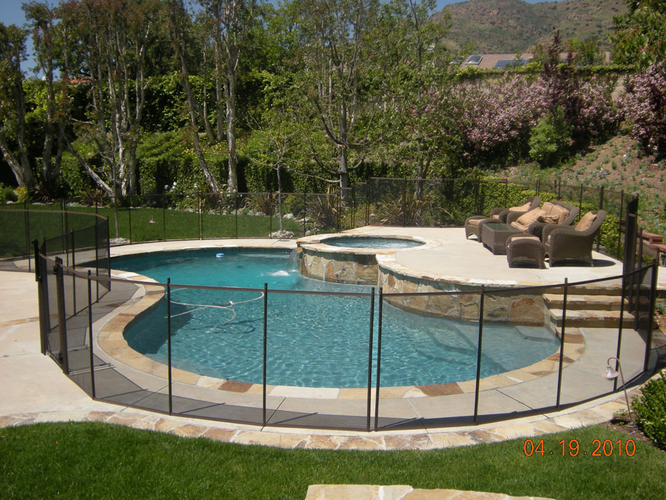 Pool Safety Fence Options | See Through Pool Fen