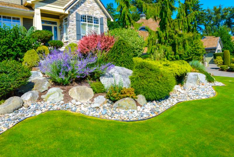 30 Front Yard Boulder Landscape Design Ideas - Enthralling Gumpti