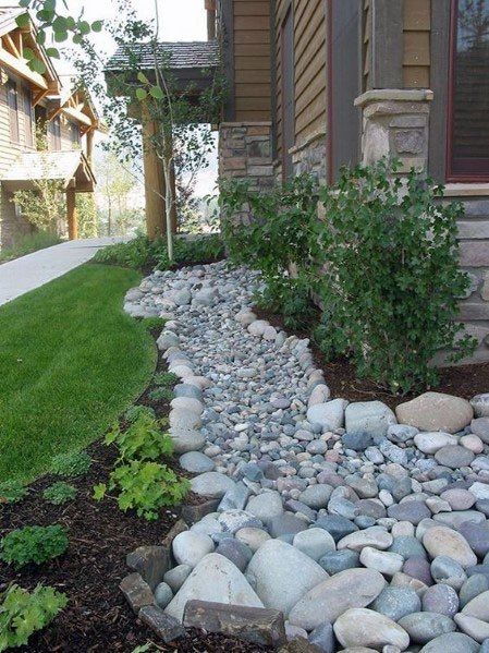 44 Innovative River Rock Landscaping Ideas for Your Backyard .