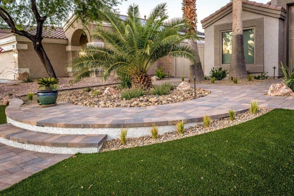 Rock Front Yard: NEW Landscaping Ide