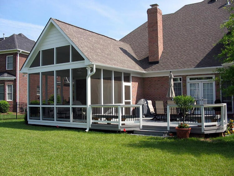 Could a Screened Porch and Deck Be Your Perfect Pair? | Archadeck .