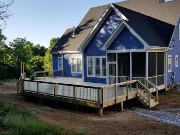 What to expect when installing a deck or screened in por