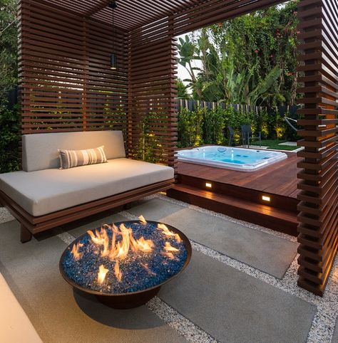 Ideas to Inspire Your Hot Tub & Patio Landscape Desi