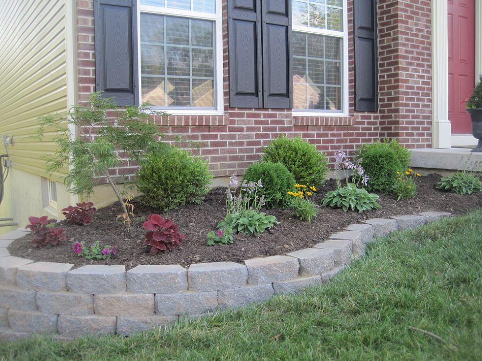 Creative ideas for enhancing your small garden with retaining walls
